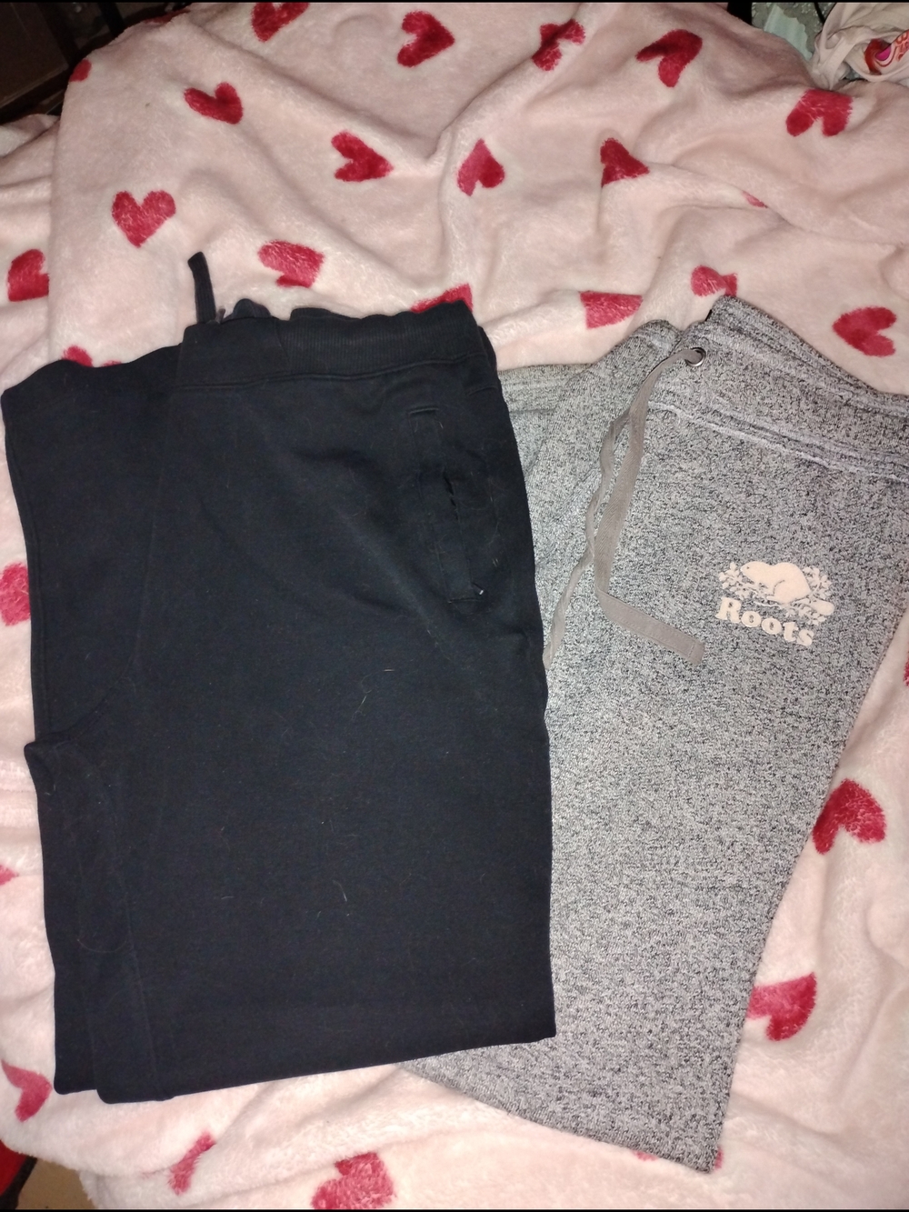 Roots Kids Grey Knit Joggers and Black Sweatpants Set